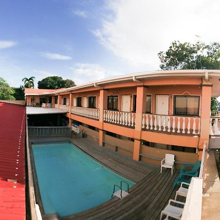 Uw Oasis Hotel Λα Σέιμπα Εξωτερικό φωτογραφία