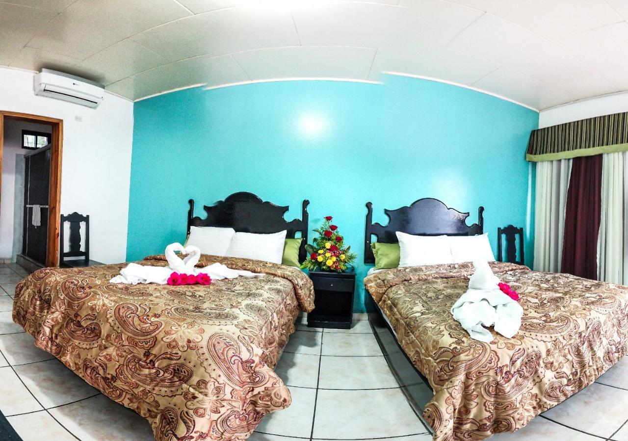 Uw Oasis Hotel Λα Σέιμπα Εξωτερικό φωτογραφία