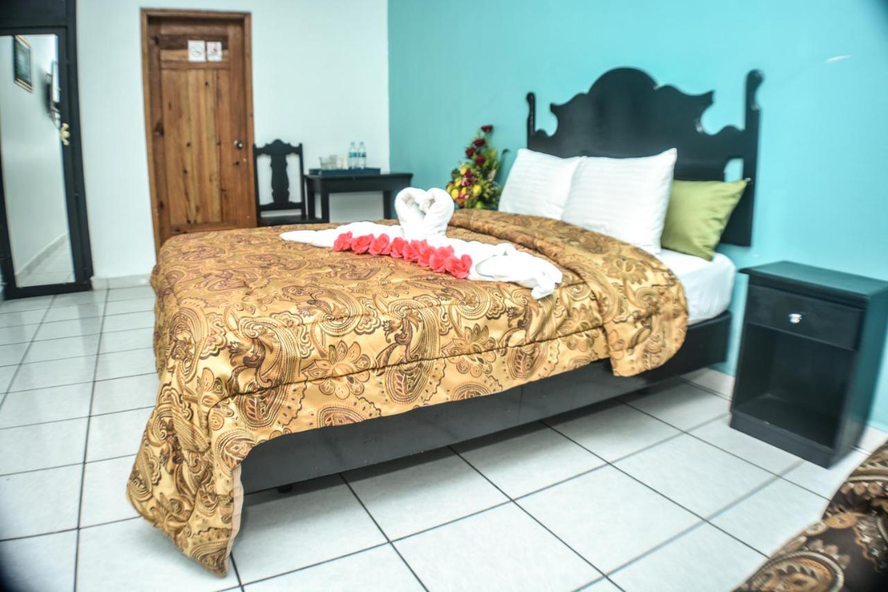 Uw Oasis Hotel Λα Σέιμπα Εξωτερικό φωτογραφία